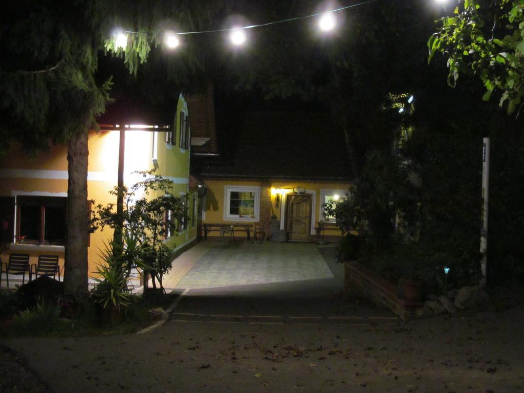 Appartement Weingut Schoberhof Bad Gleichenberg Szoba fotó